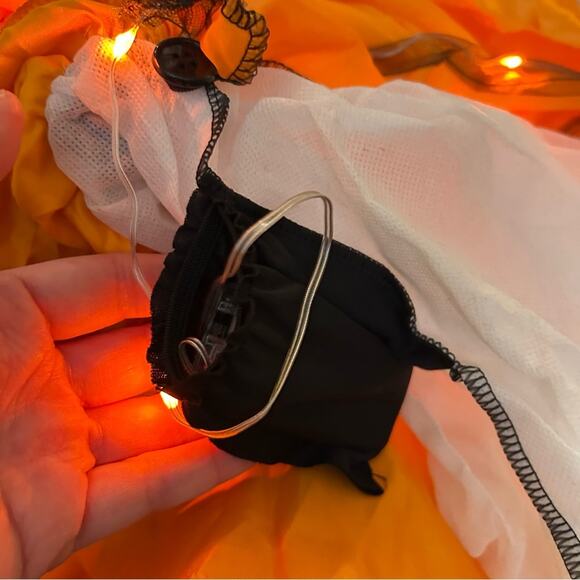 Poshetion Orange Black & Purple Light Up Witches Costume Size Kids/Youth Medium - Picture 7 of 7